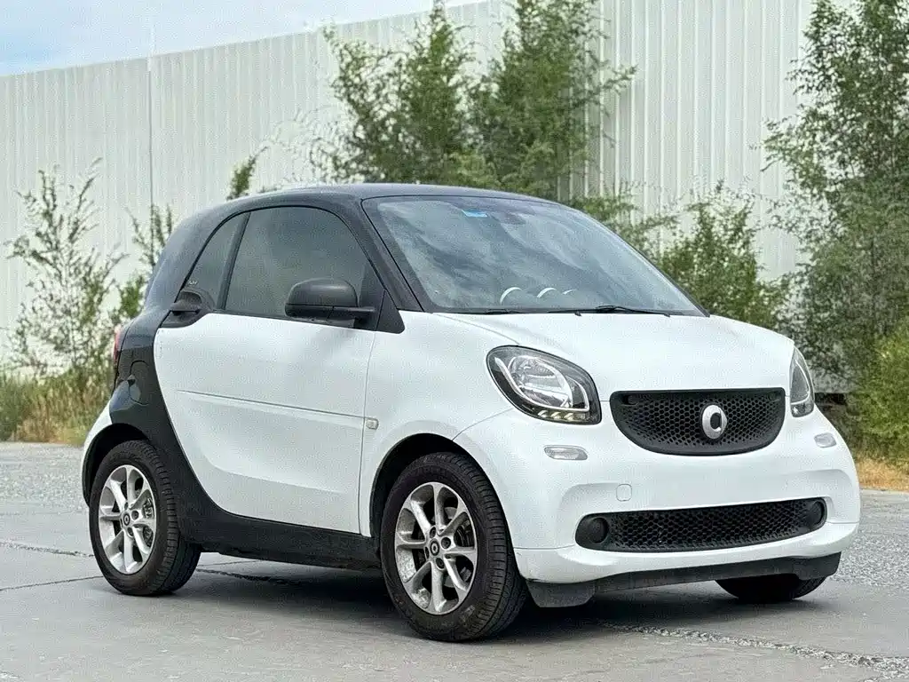 smart Smart Fortwo — миниатюра 3