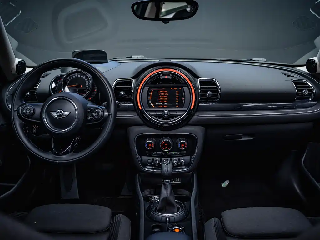 MINI Mini Clubman — миниатюра 10