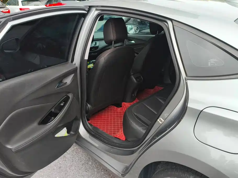 Buick Verano — миниатюра 11