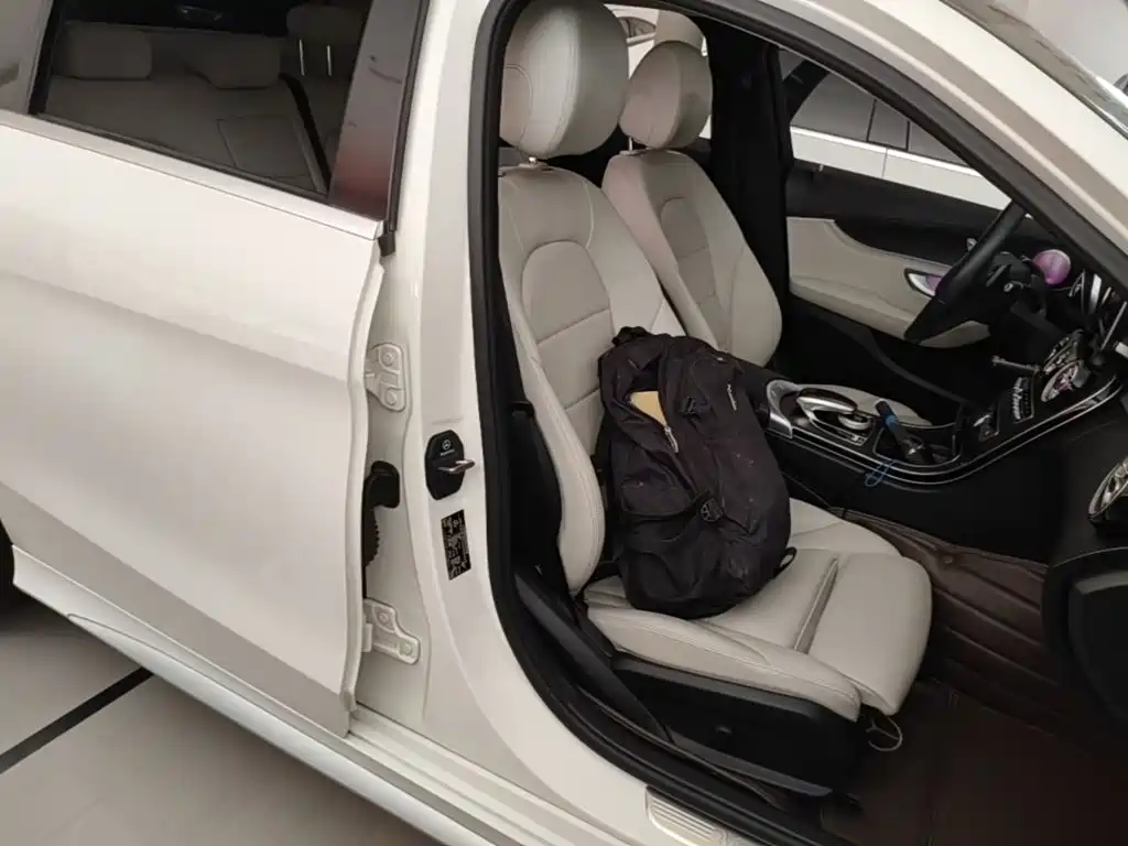 Mercedes-Benz C-Class — миниатюра 25