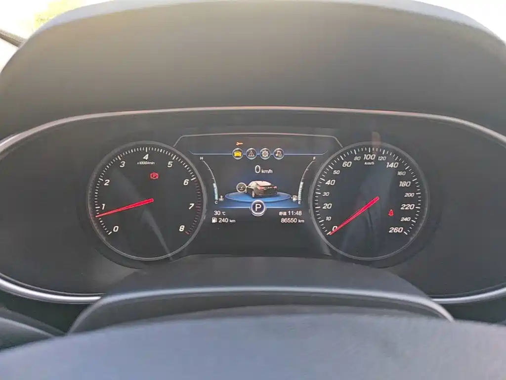 Hongqi Hongqi H5 — миниатюра 12