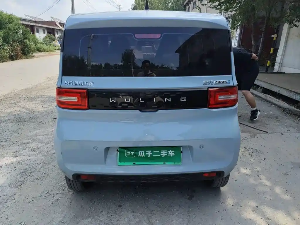 Wuling MINIEV — миниатюра 3