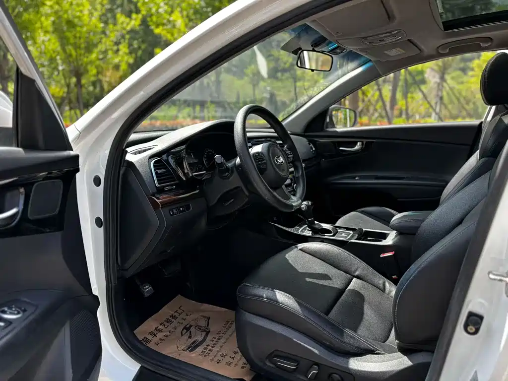 Kia K4 — миниатюра 4