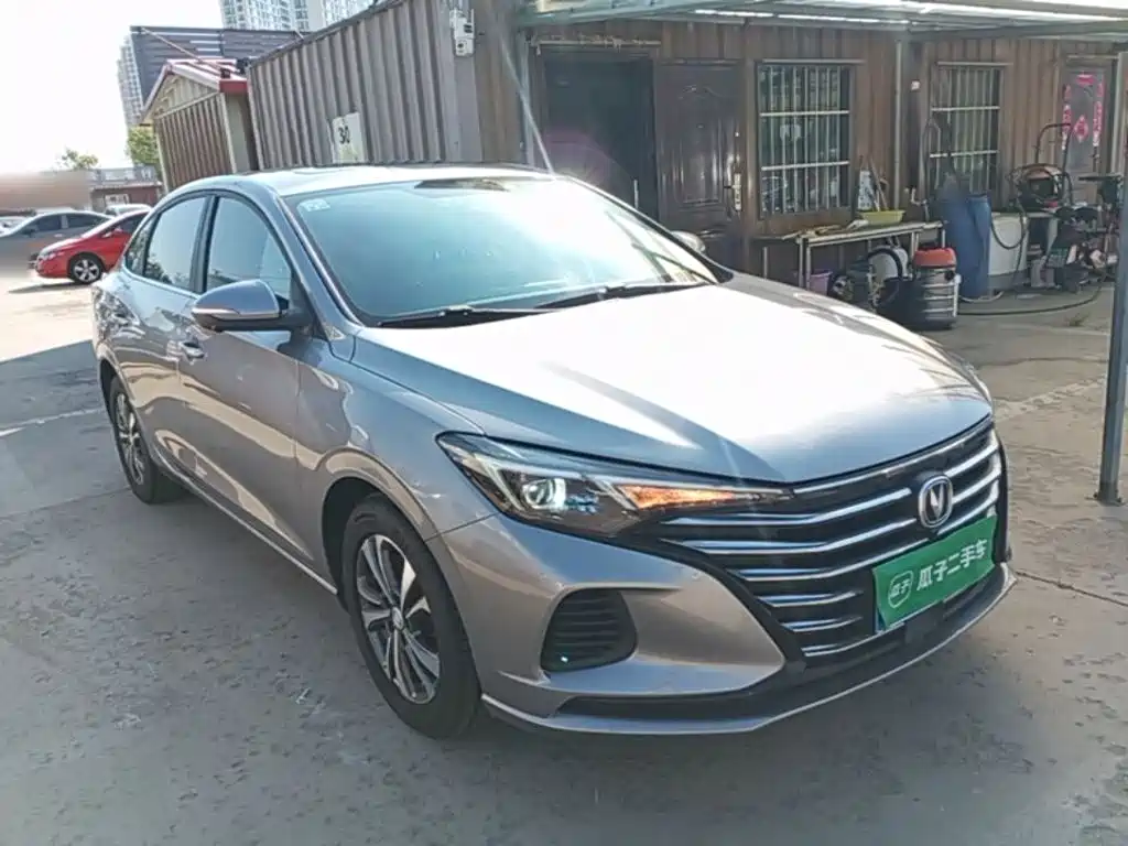 Changan Eado — миниатюра 4