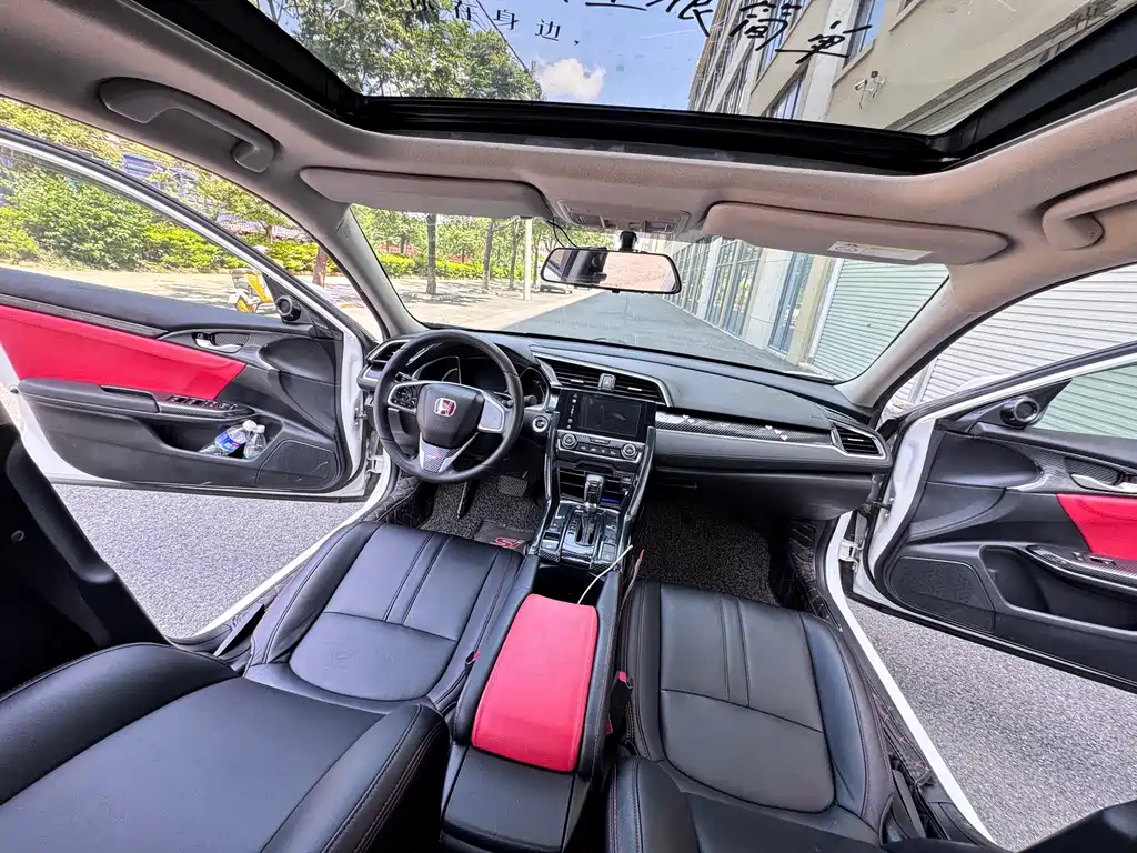 Honda Civic — миниатюра 14