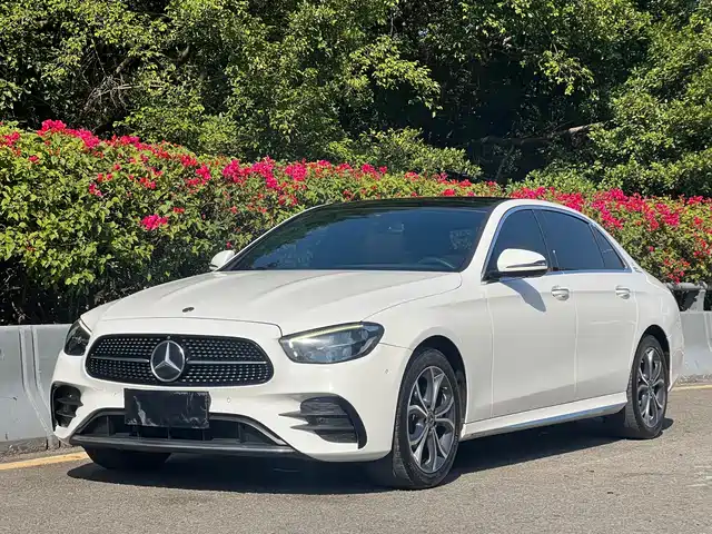 MERCEDES-BENZ E CLASS 2021