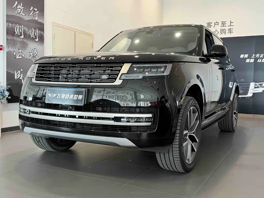 Land Rover Range Rover 2026 3.0 L6 400PS HSE