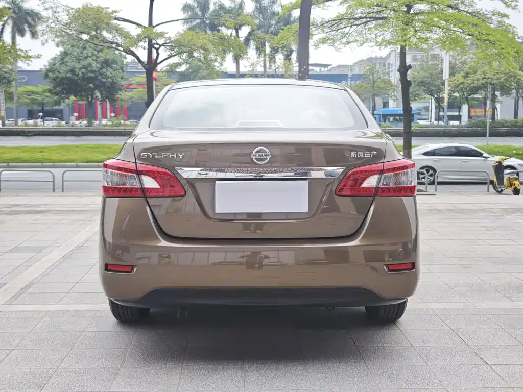 Nissan Sylphy — миниатюра 3