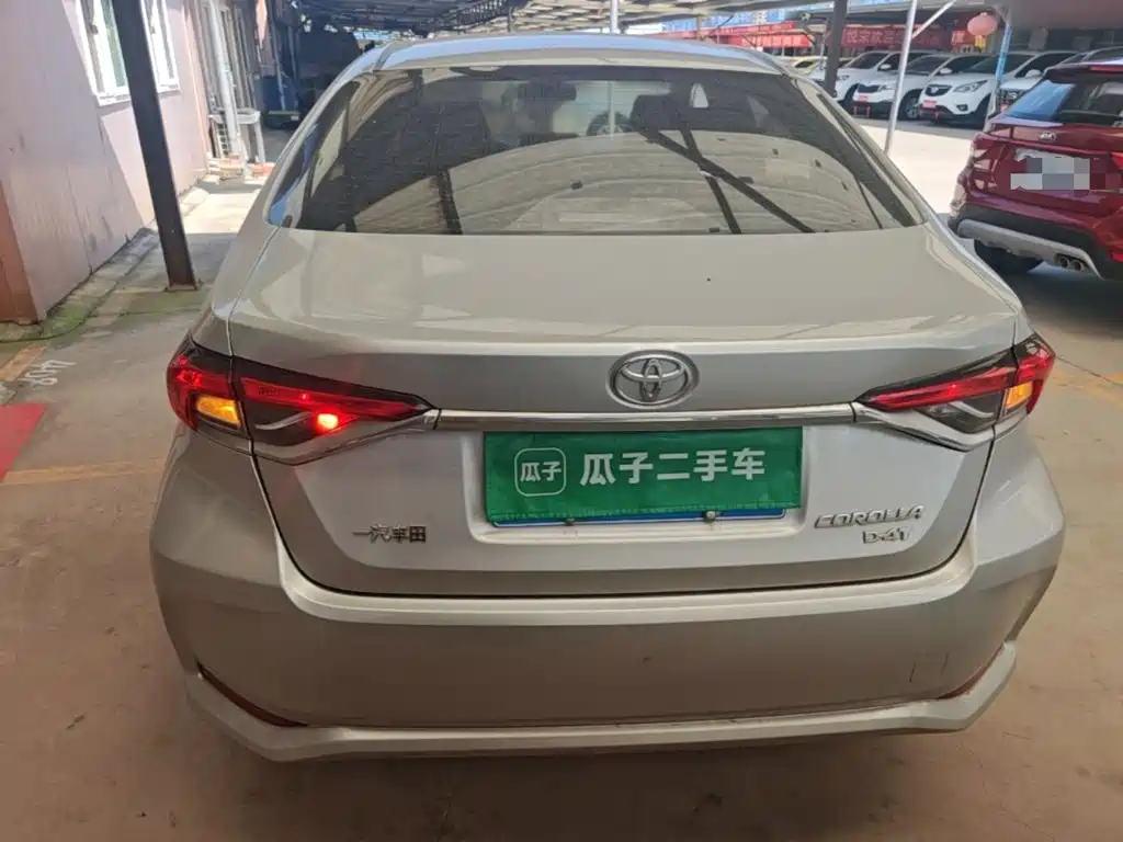 Toyota Corolla — миниатюра 6