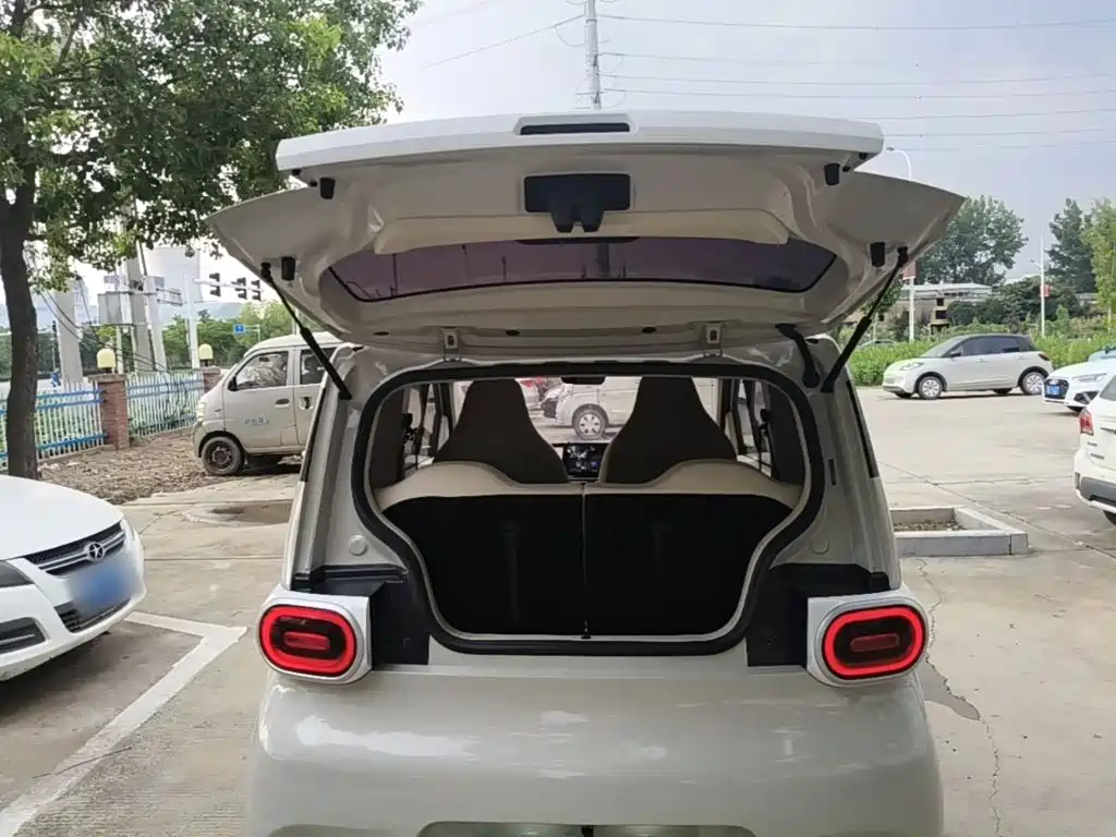 Wuling MINIEV — миниатюра 19