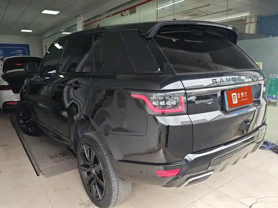 Land Rover Range Rover Sport 2021 3.0 L6 HST