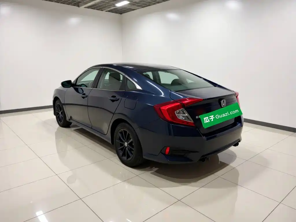 Honda Civic — миниатюра 4