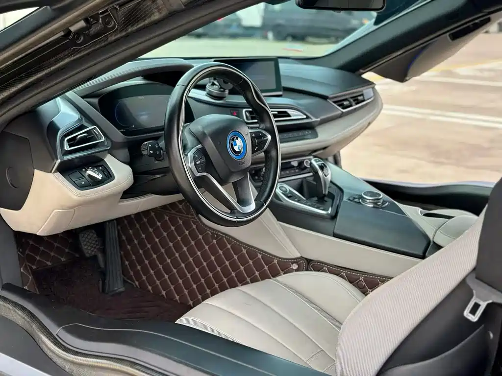 BMW i8 — миниатюра 7
