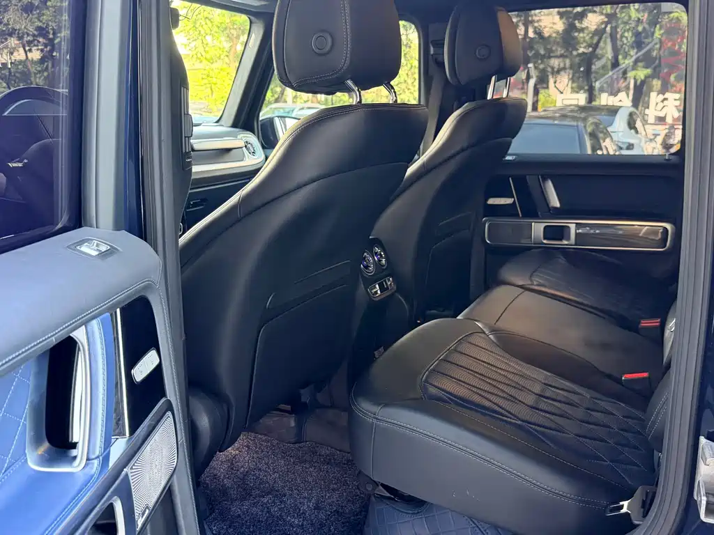 Mercedes-Benz G-Class — миниатюра 12