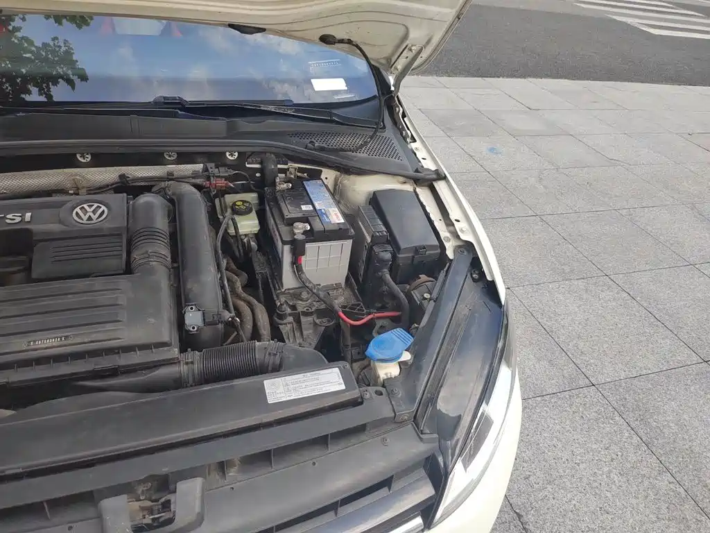 Volkswagen Golf — миниатюра 22