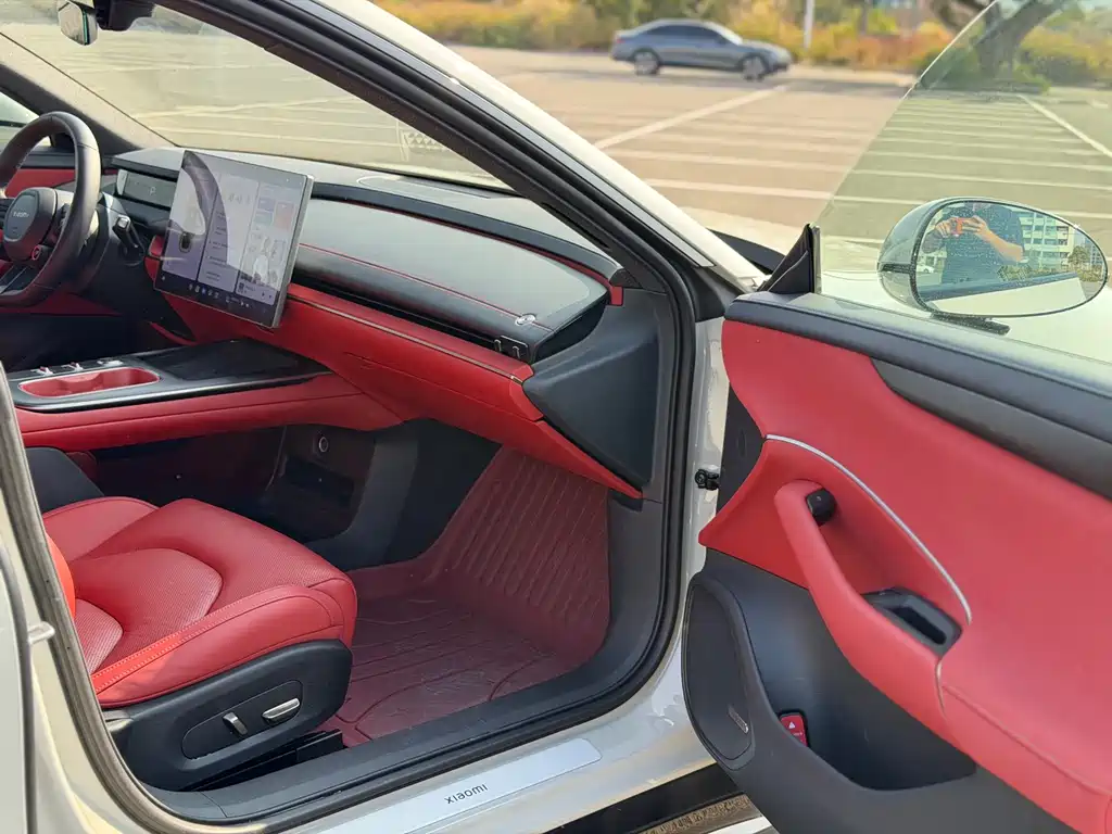 XIAOMI CAR XIAOMI SU7