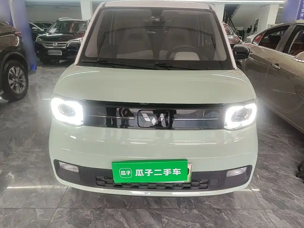 Wuling MINIEV — миниатюра 3