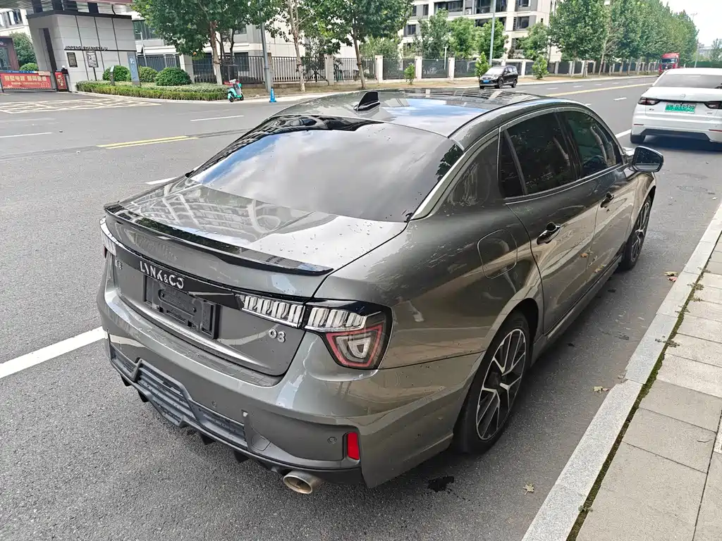 Lynk & Co 03 — миниатюра 11