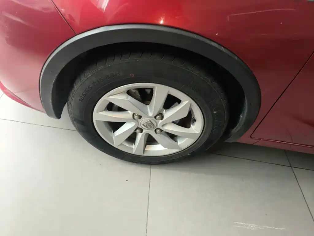 Baojun 310W — миниатюра 23