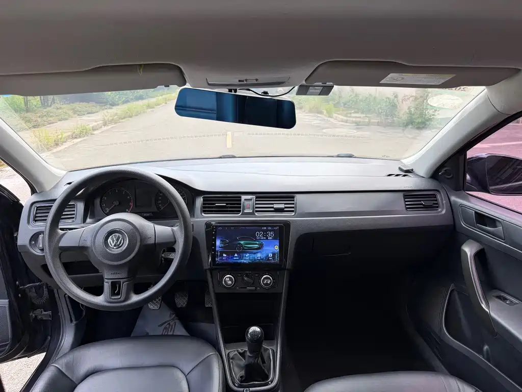 Volkswagen Santana — миниатюра 10