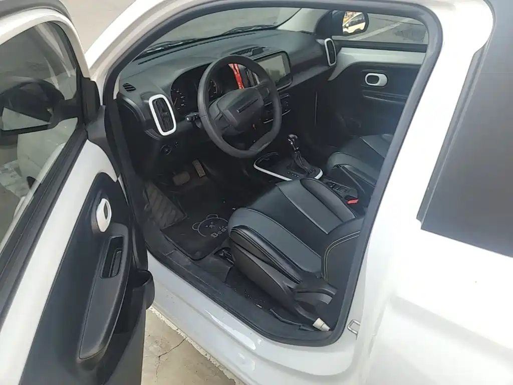 Roewe Clever — миниатюра 16
