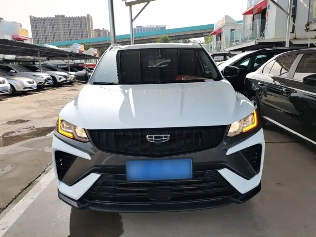 Geely Binyue — миниатюра 3