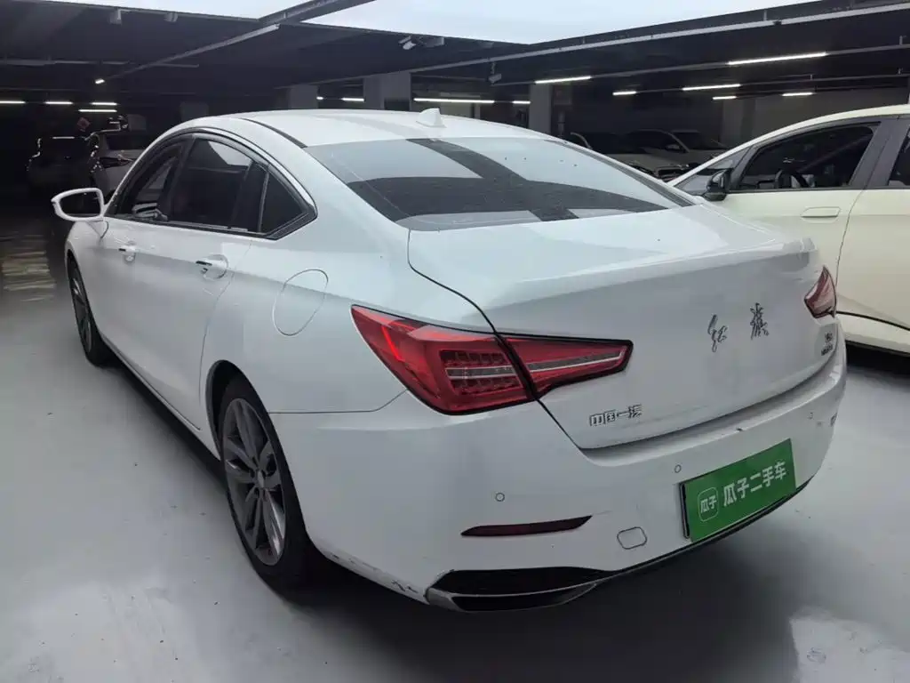 Hongqi Hongqi H5 — миниатюра 5