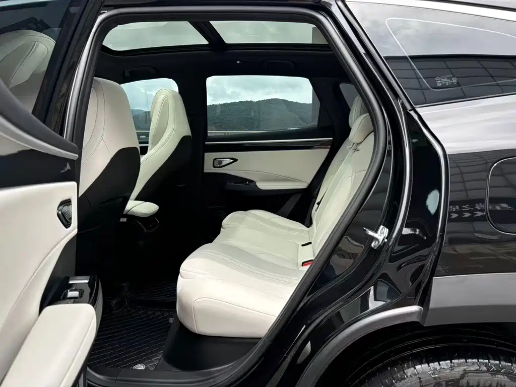 Geely Galaxy Galaxy L7 L7 2023 1.5T 115km