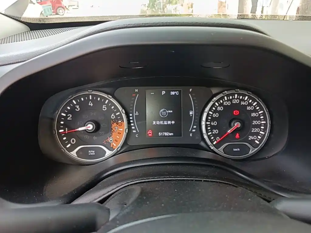 Jeep Renegade — миниатюра 12