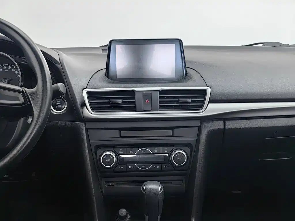 Mazda 3 Axela — миниатюра 12