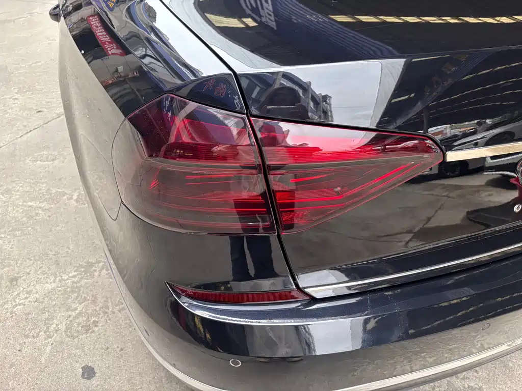 Volkswagen Passat — миниатюра 14