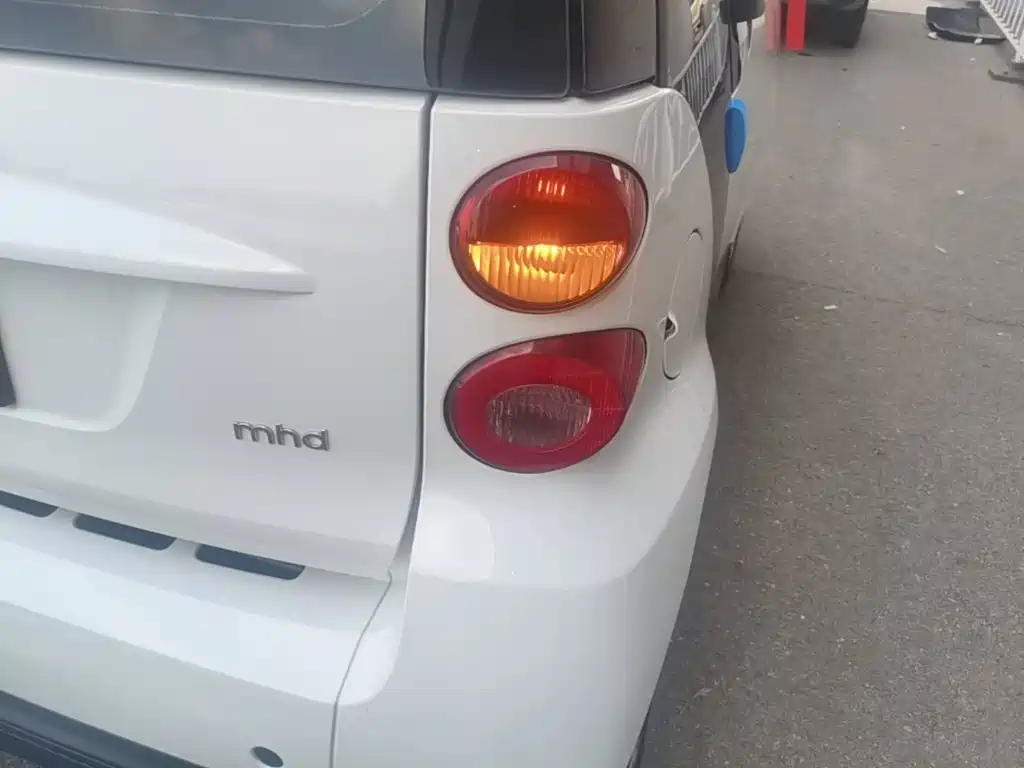 smart Smart Fortwo — миниатюра 8