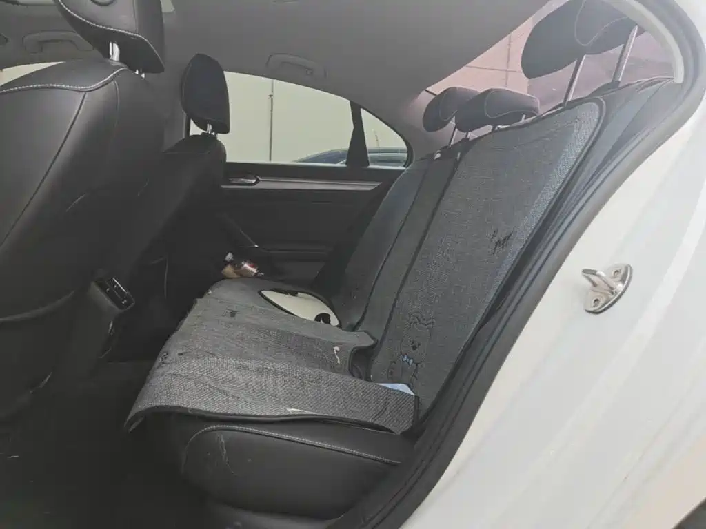 Volkswagen Lamando — миниатюра 17