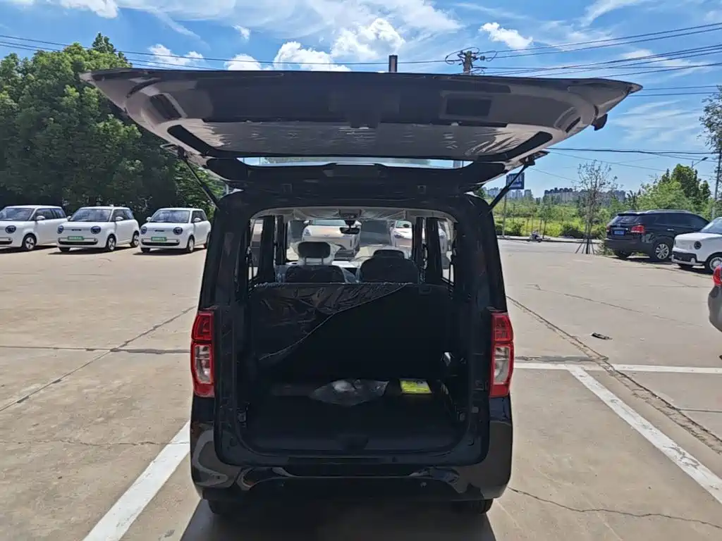 Wuling Zhiguang EV — миниатюра 18