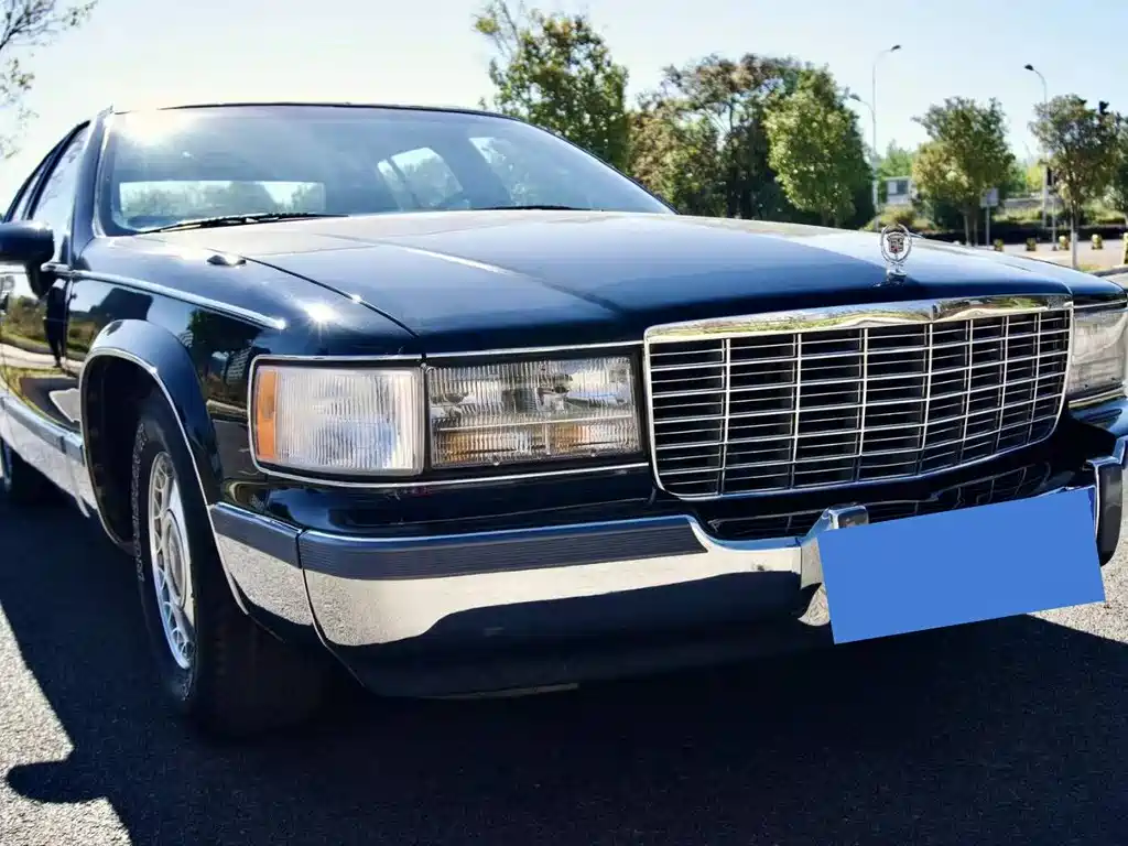 Cadillac  1993
