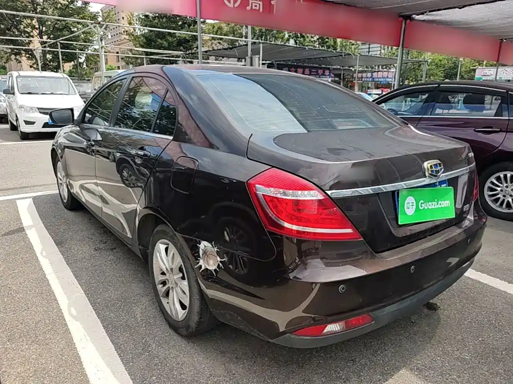 Geely Emgrand — миниатюра 5