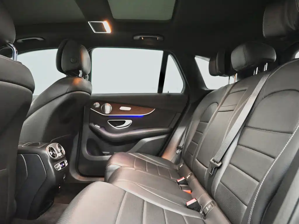 Mercedes-Benz GLC — миниатюра 9