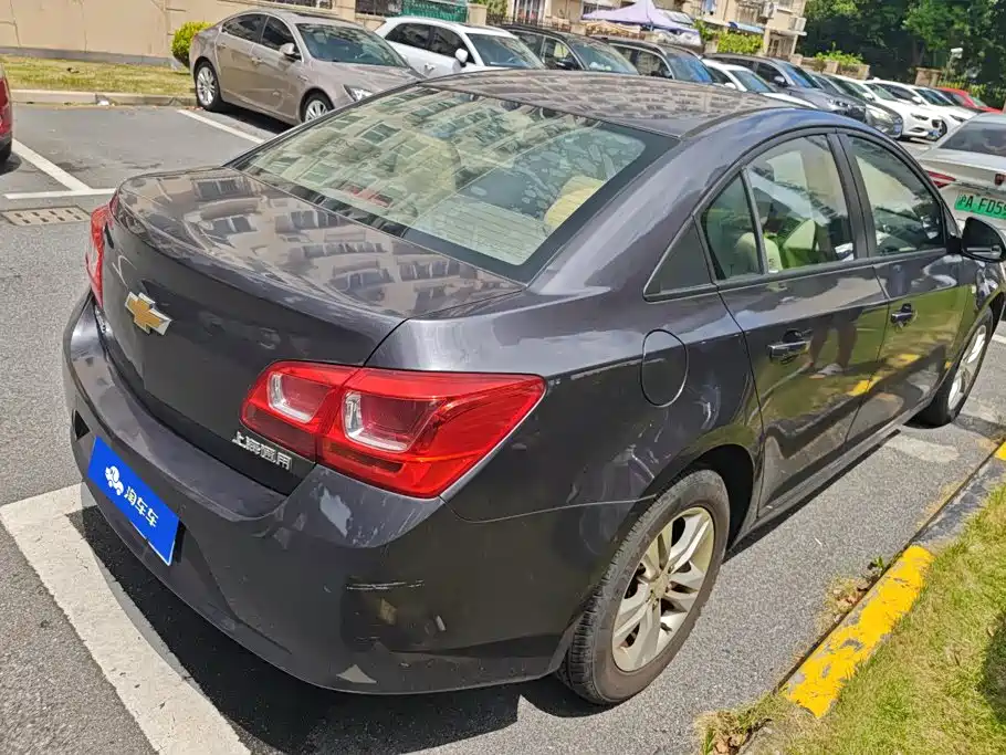 Chevrolet Cruze — миниатюра 3