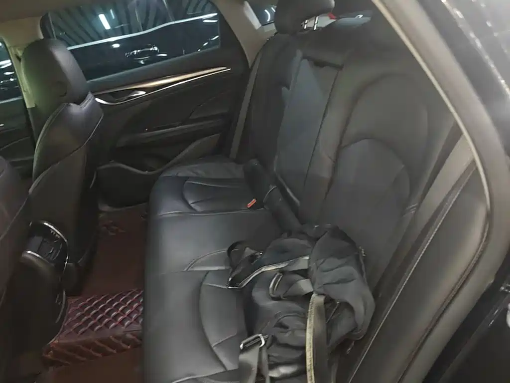 Buick LaCrosse — миниатюра 17