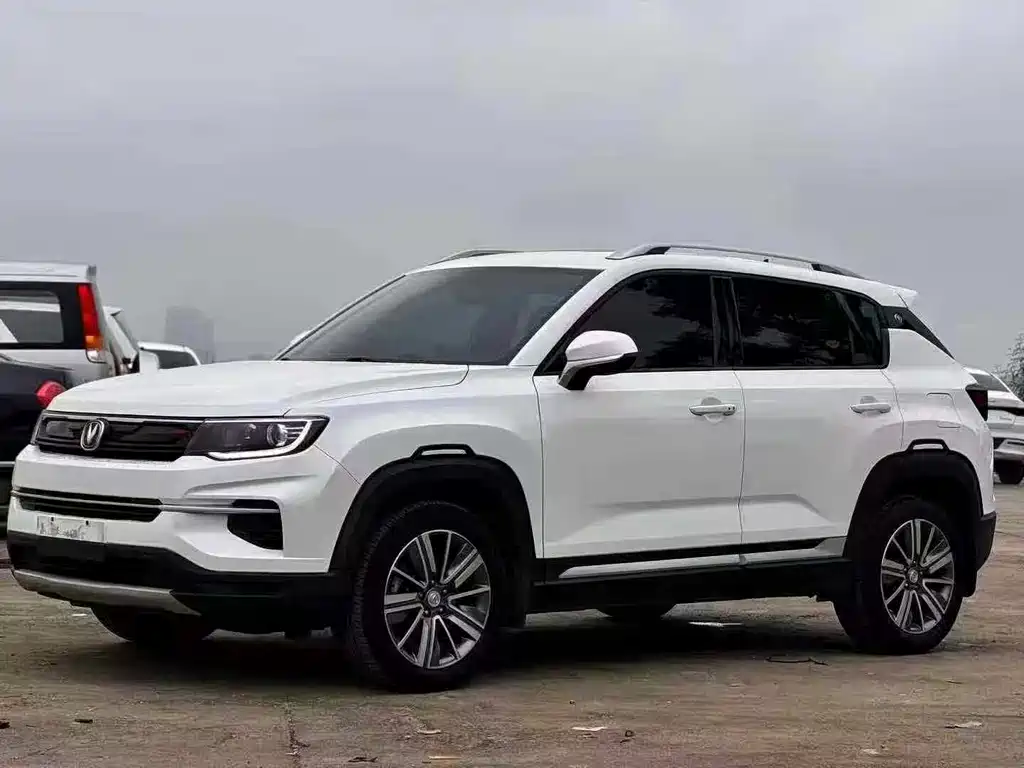 2020 Changan CS35PLUS - zdjęcie 1 z 8