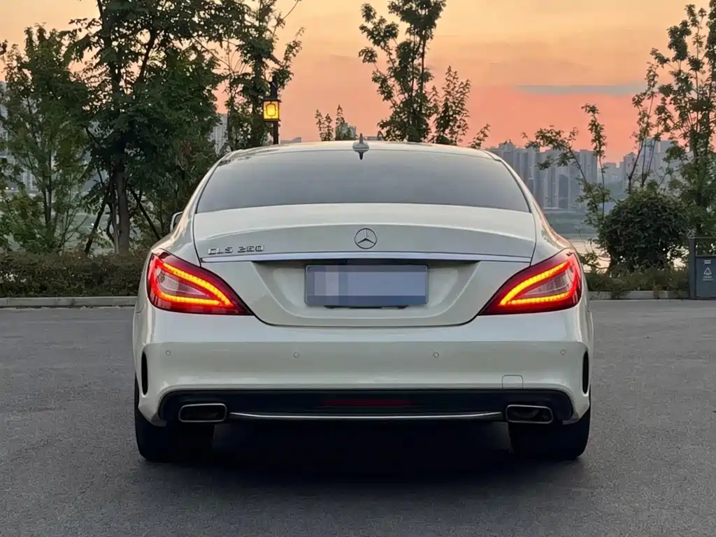 Mercedes-Benz CLS — миниатюра 8