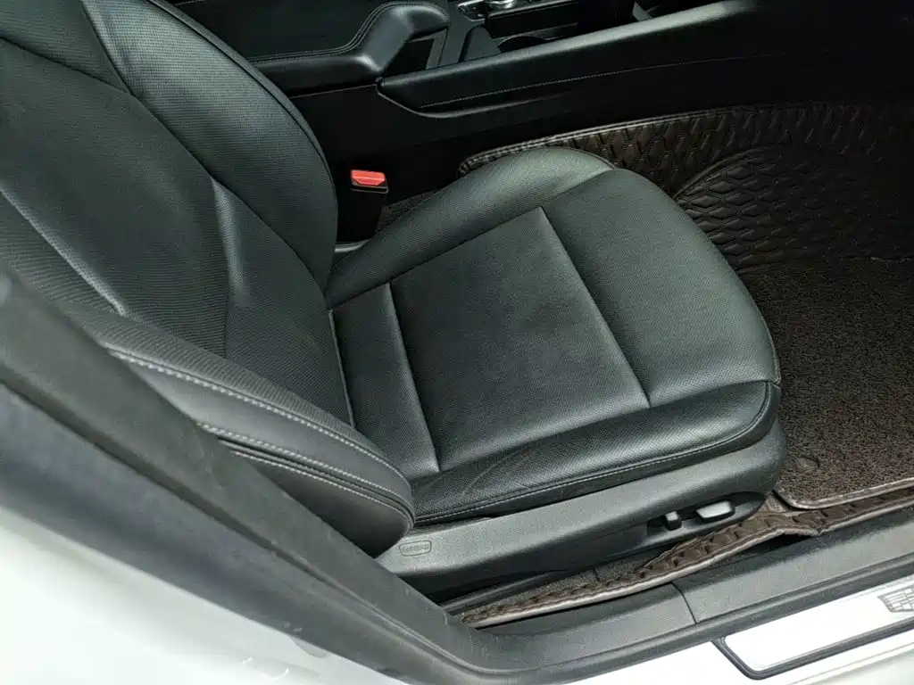 Cadillac CT5 — миниатюра 25