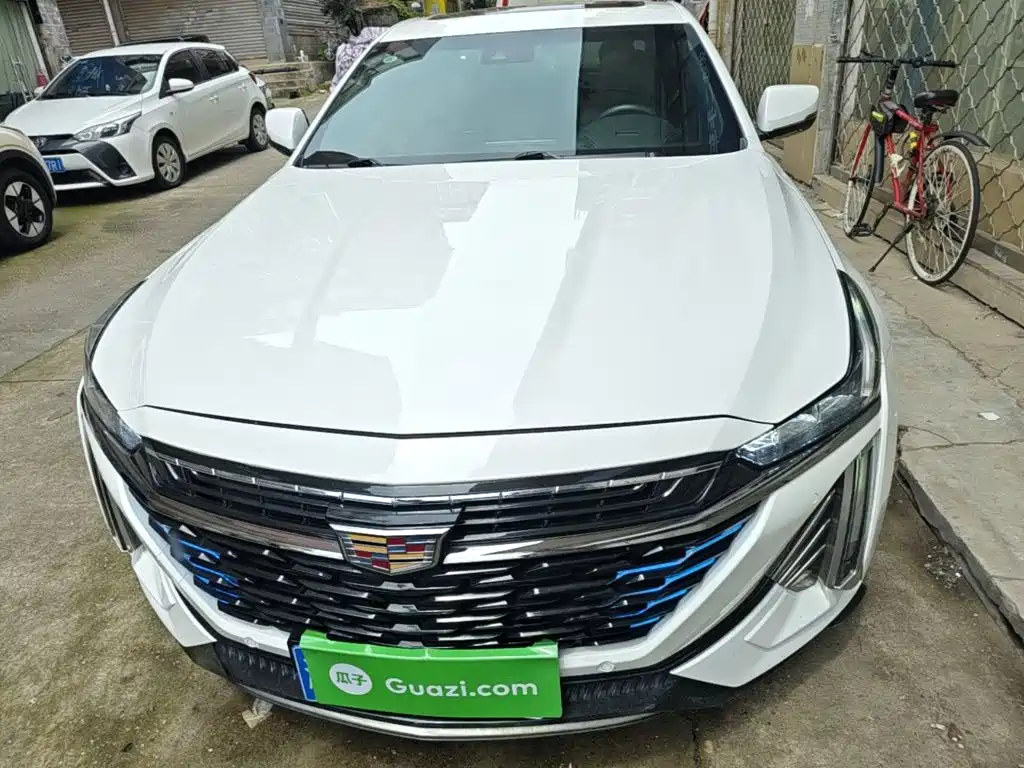 Cadillac CT5 — миниатюра 3