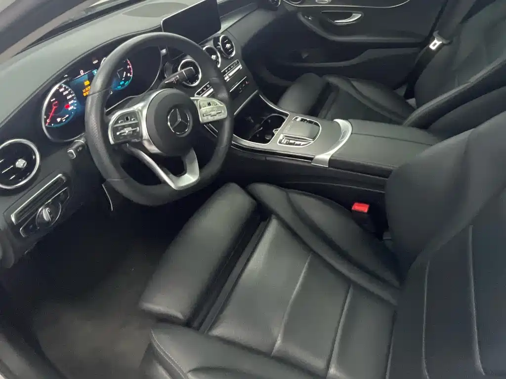 Mercedes-Benz C-Class — миниатюра 4