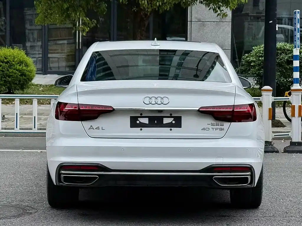 Audi A4L 2023 40 TFSI Fashion