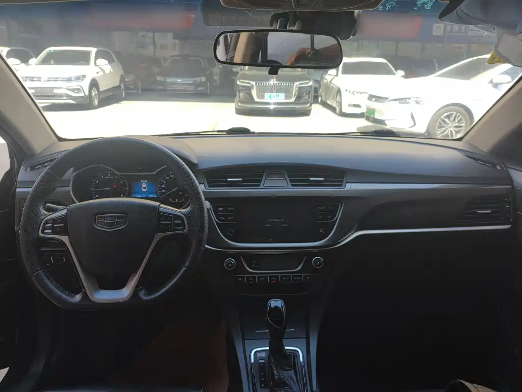 Geely Emgrand — миниатюра 10