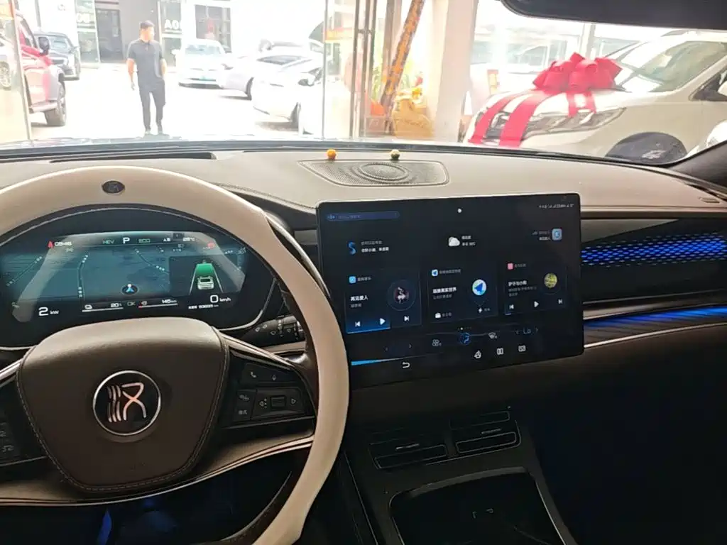 BYD Han — миниатюра 10