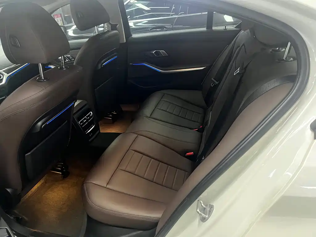 BMW 3 Series — миниатюра 7
