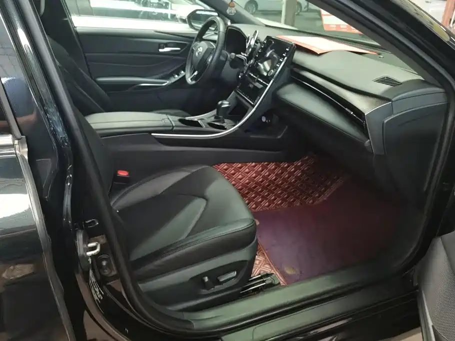 Toyota Avalon — миниатюра 8