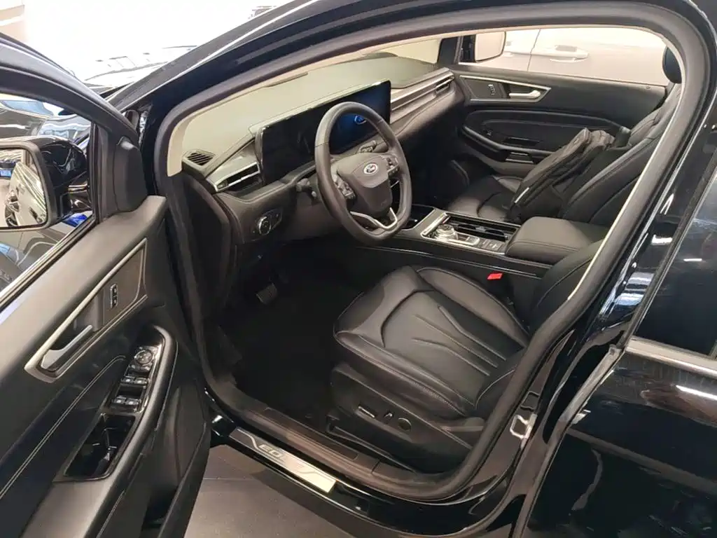 Ford Edge — миниатюра 21
